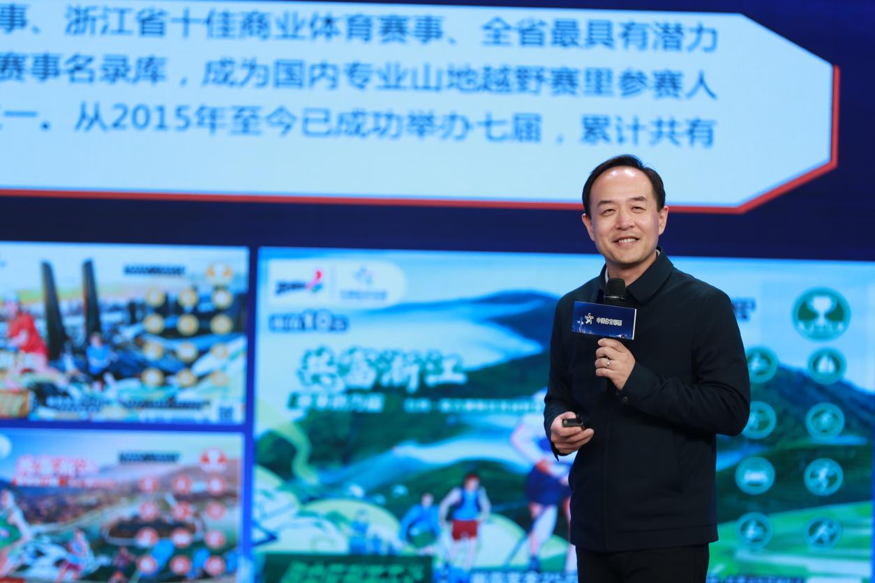 主题沙龙1.jpg